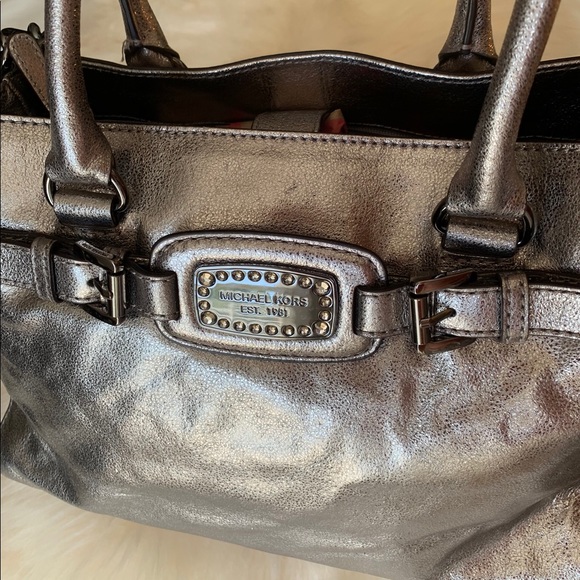 Michael Kors metallic tote - Picture 1 of 8